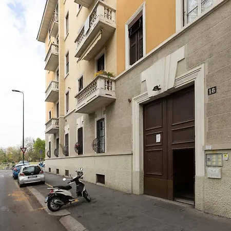 Milano- Darsena And Navigli Area! Cozy Apt! * Milano